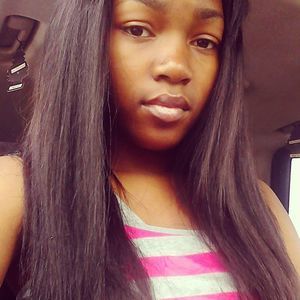 Meet your Posher, Lena